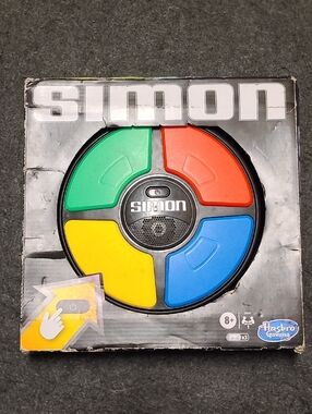Simon Game for Kids Ages 8 and Up NEW IN BOX  2020